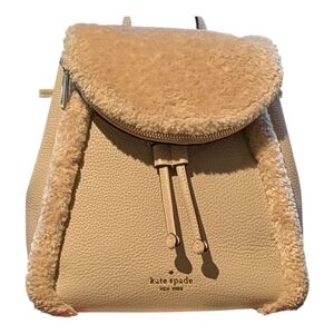 NWOT Kate Spade Leila Leather Medium Flap BackpacK FAUX SHEARLING LIGHT SAND TAN
